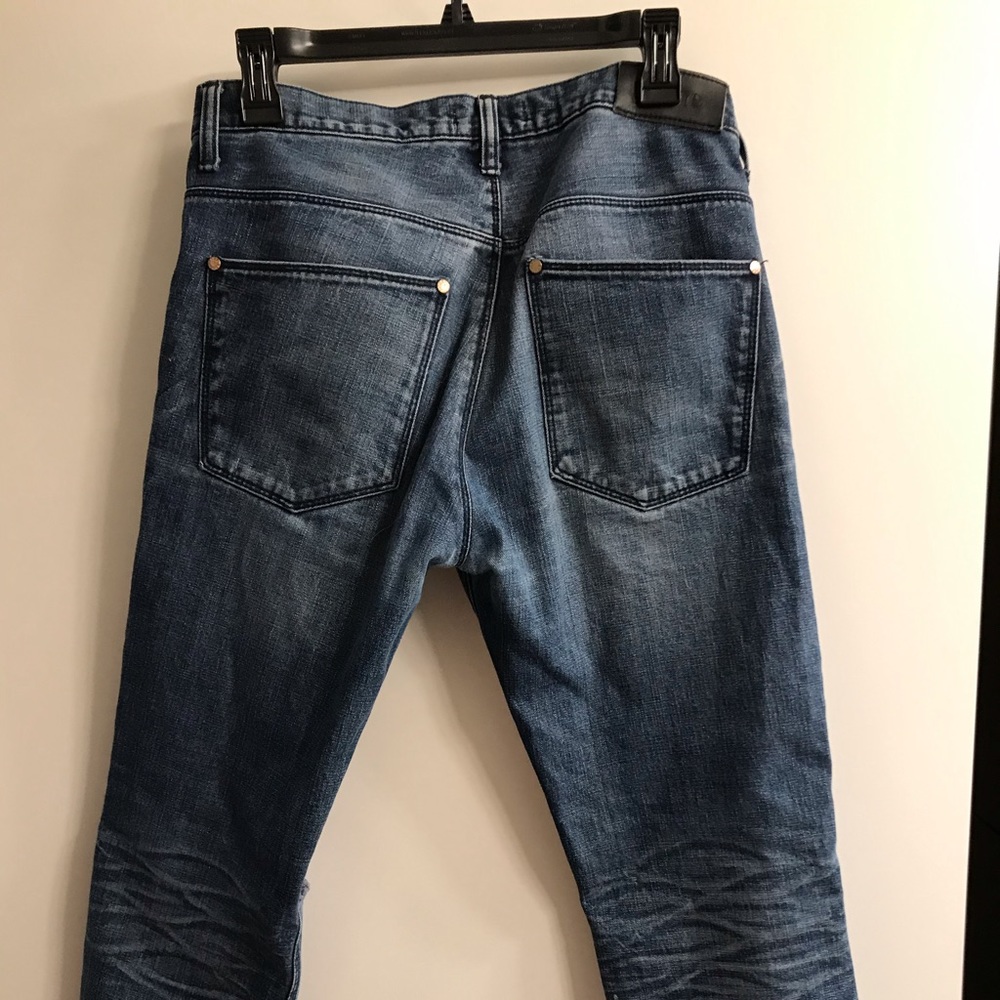 Jeans - Picture 2 of 4